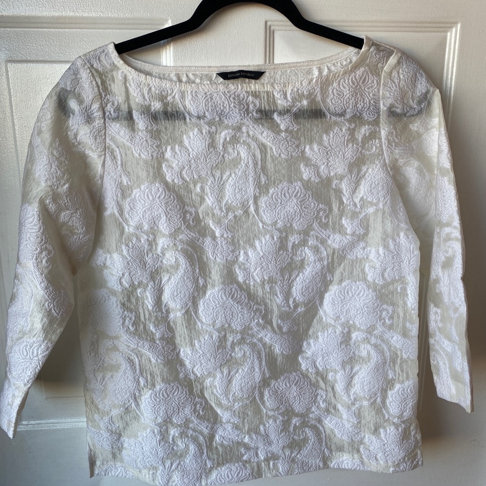 White Banana Republic blouse